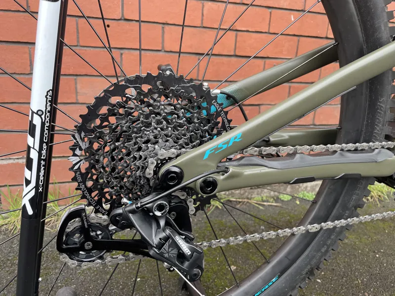 Second hand Specialized Levo SL Expert Electric Bike 2020 Green Medium-2